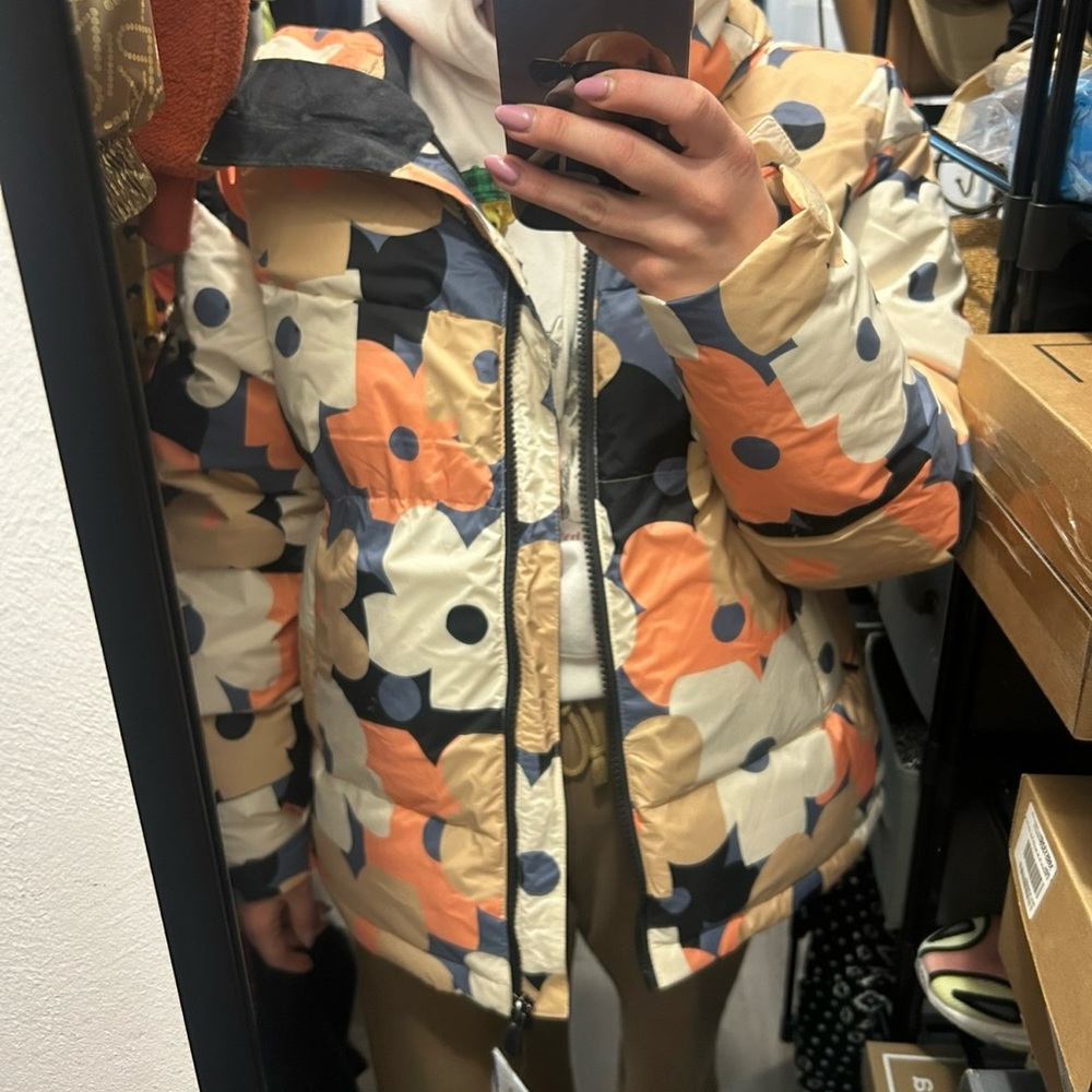 Roxy Orange and Black Patterned Ski Jacket NWT - image 3